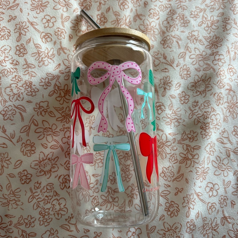 Glass - Picture 3 of 3